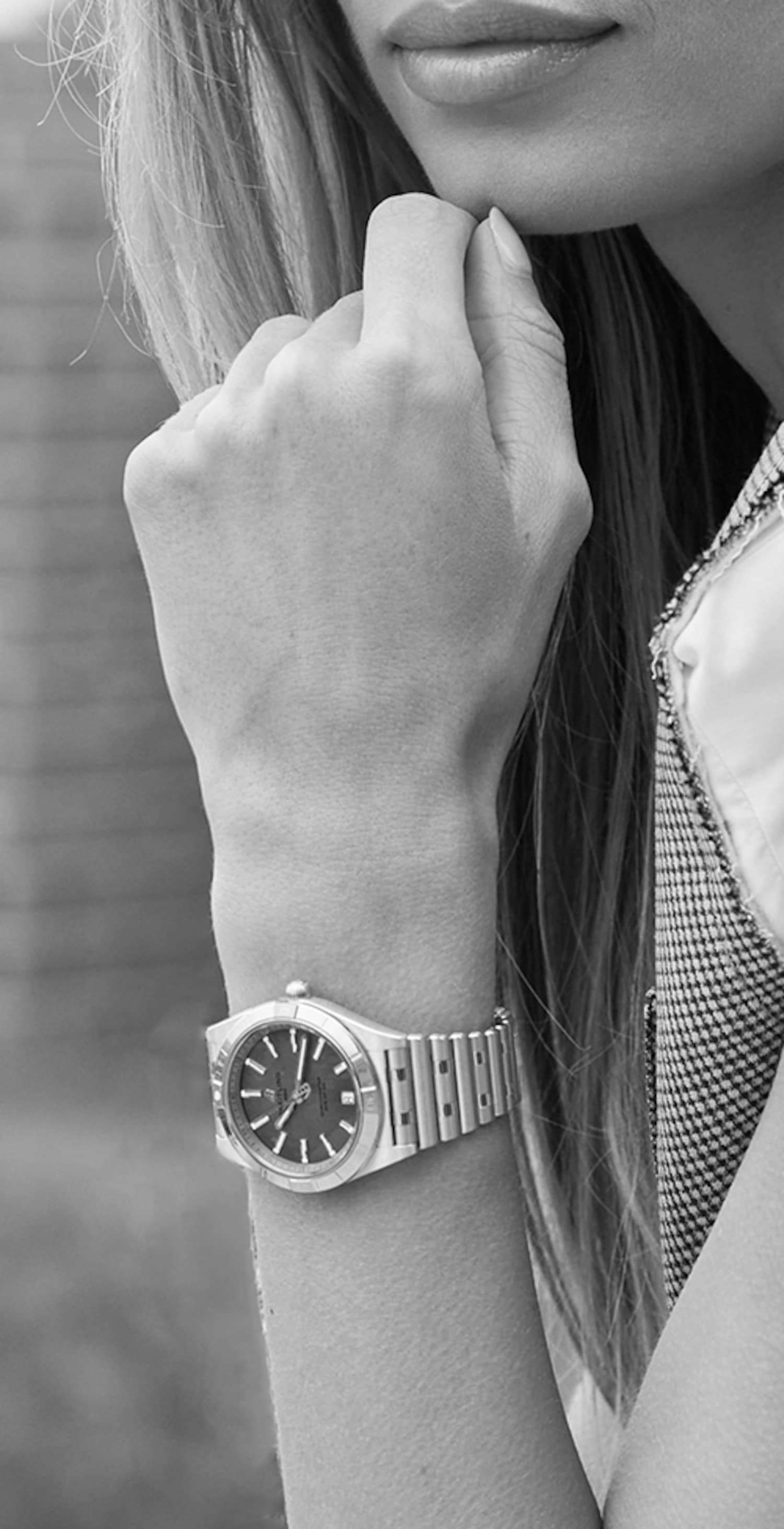 See more /collections/chronomat/